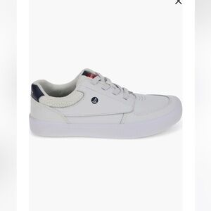 NWT Sperry Boy size 2 Boardwalk Sneakers